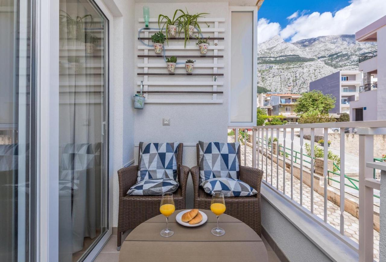 Chic Apartment Zoja Near Beach With Free Parking Makarska Exterior photo