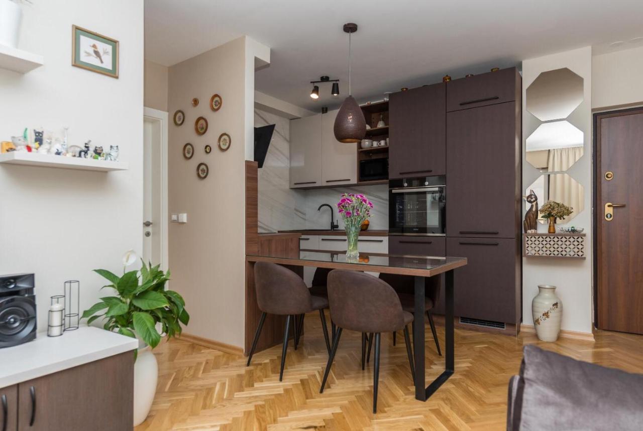 Chic Apartment Zoja Near Beach With Free Parking Makarska Exterior photo